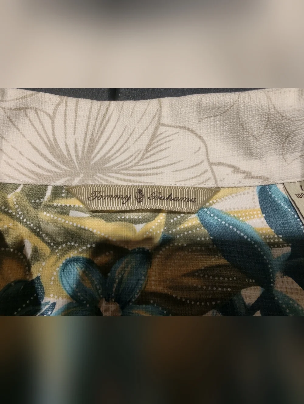 Tommy Bahama - Silk Floral Vacation Shirt - Men's Large - Cream - Picture 5 of 6